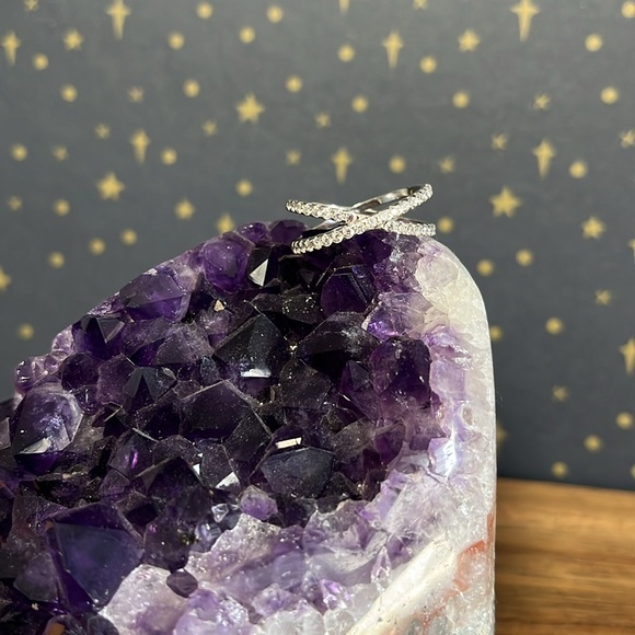 .925 Sterling Silver and CZ ring 💎 - Picture 3 of 4